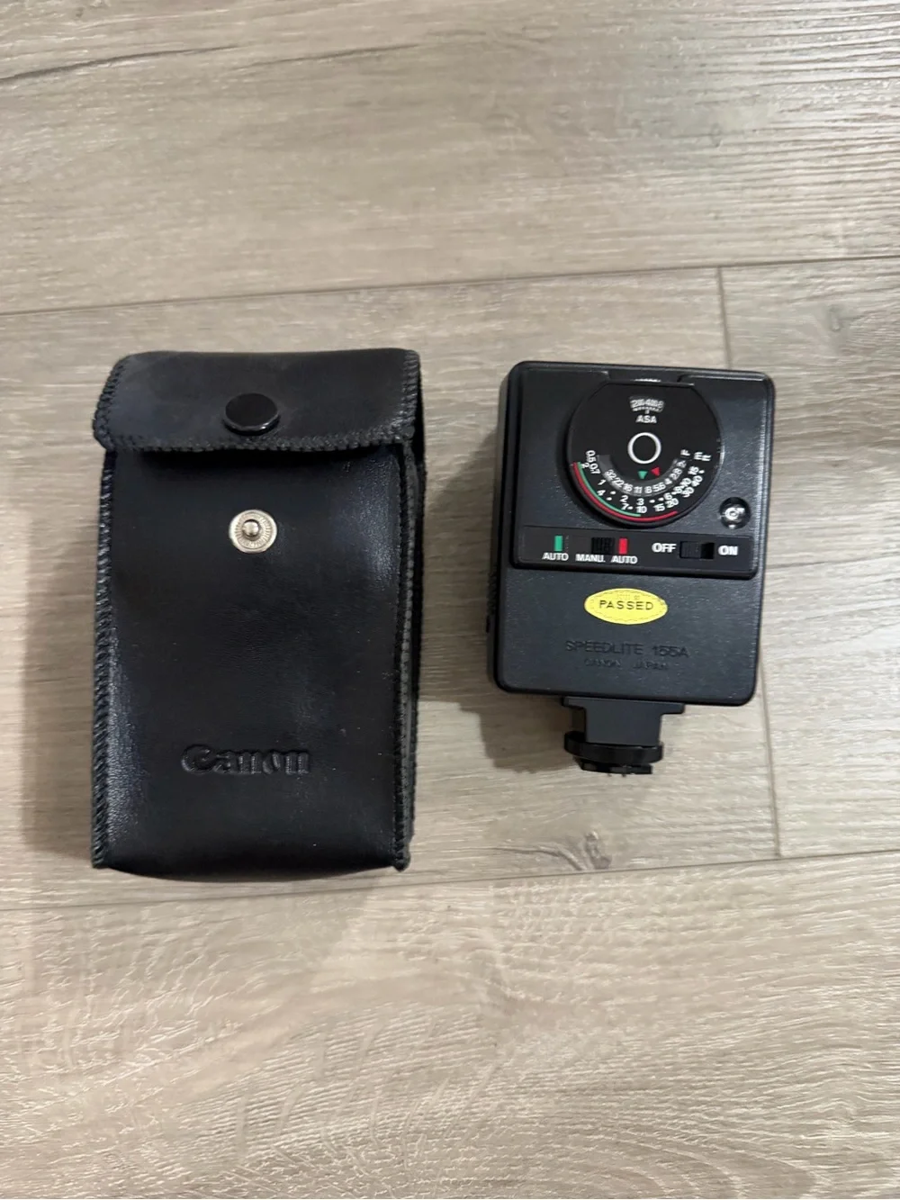 Canon Speedlite 155A Vintage Camera Flash with Case